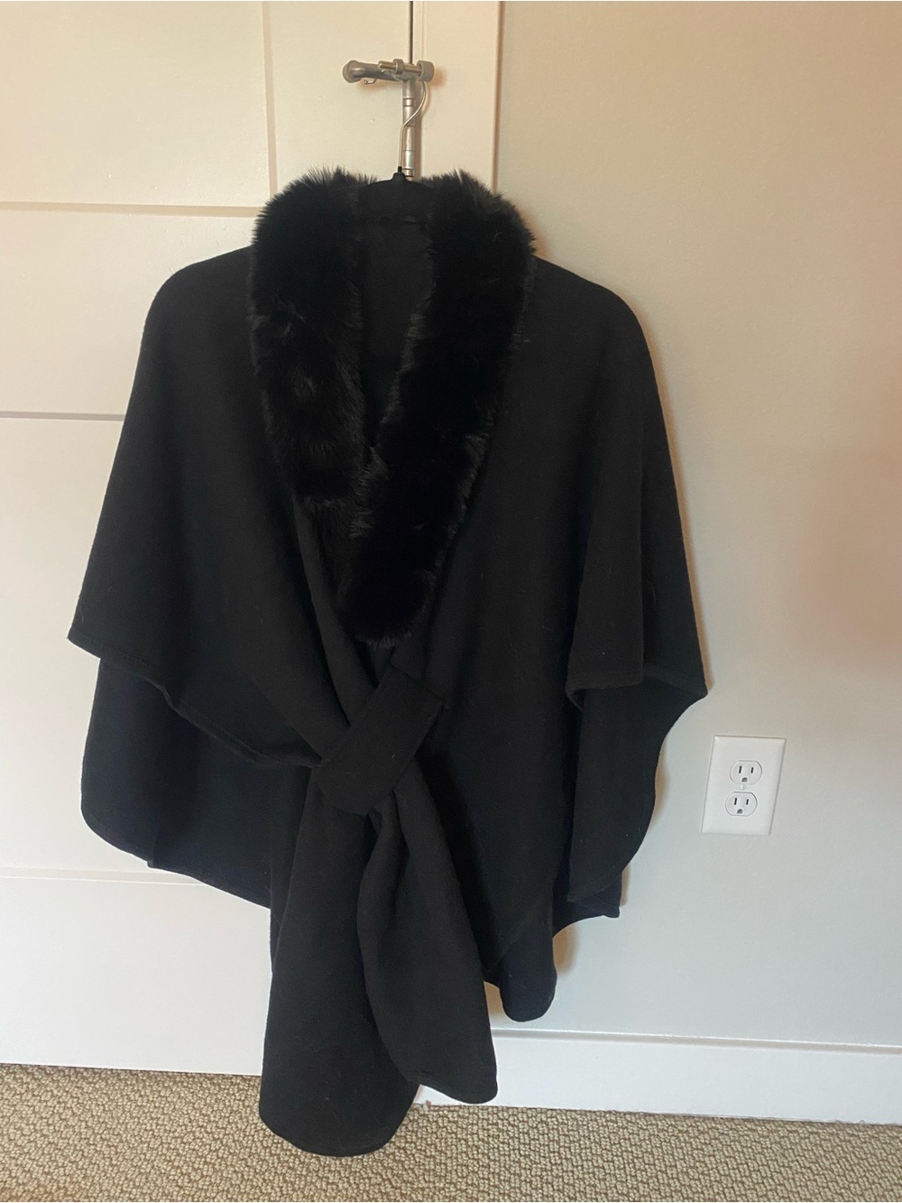 Black Faux-Fur Collar Wrap Coat/LN